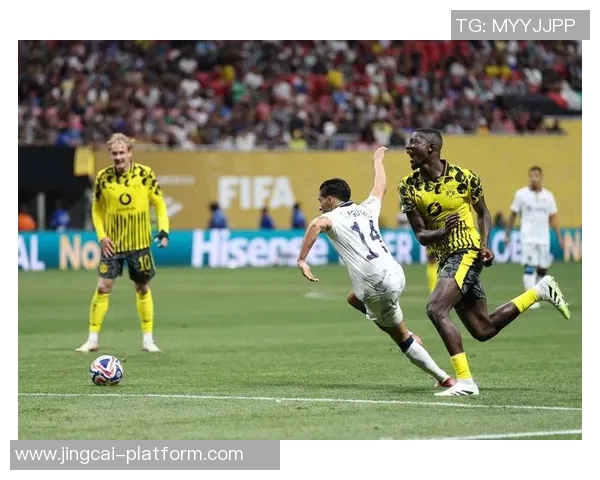 足总杯精彩对决拜仁狂胜热刺6-2引爆全场激情瞬间集锦